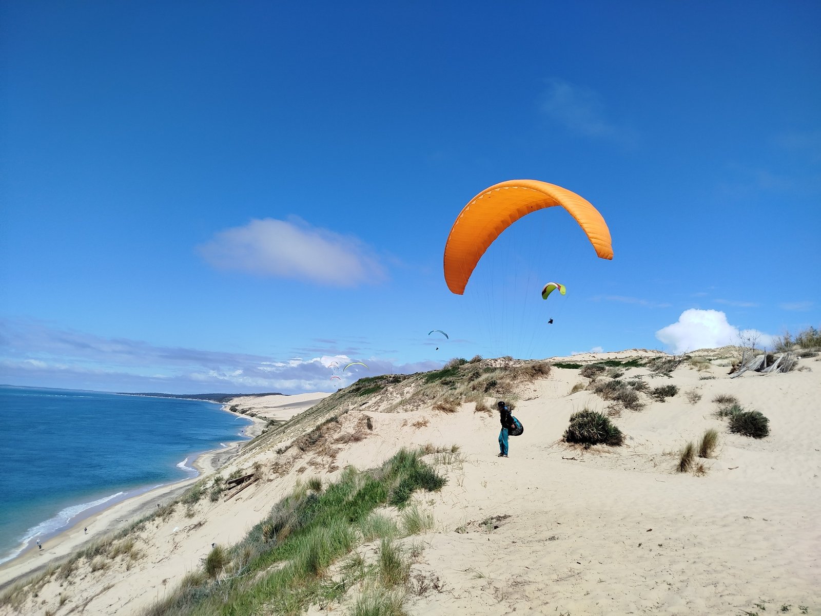 Paraglider at Dune du Pilat